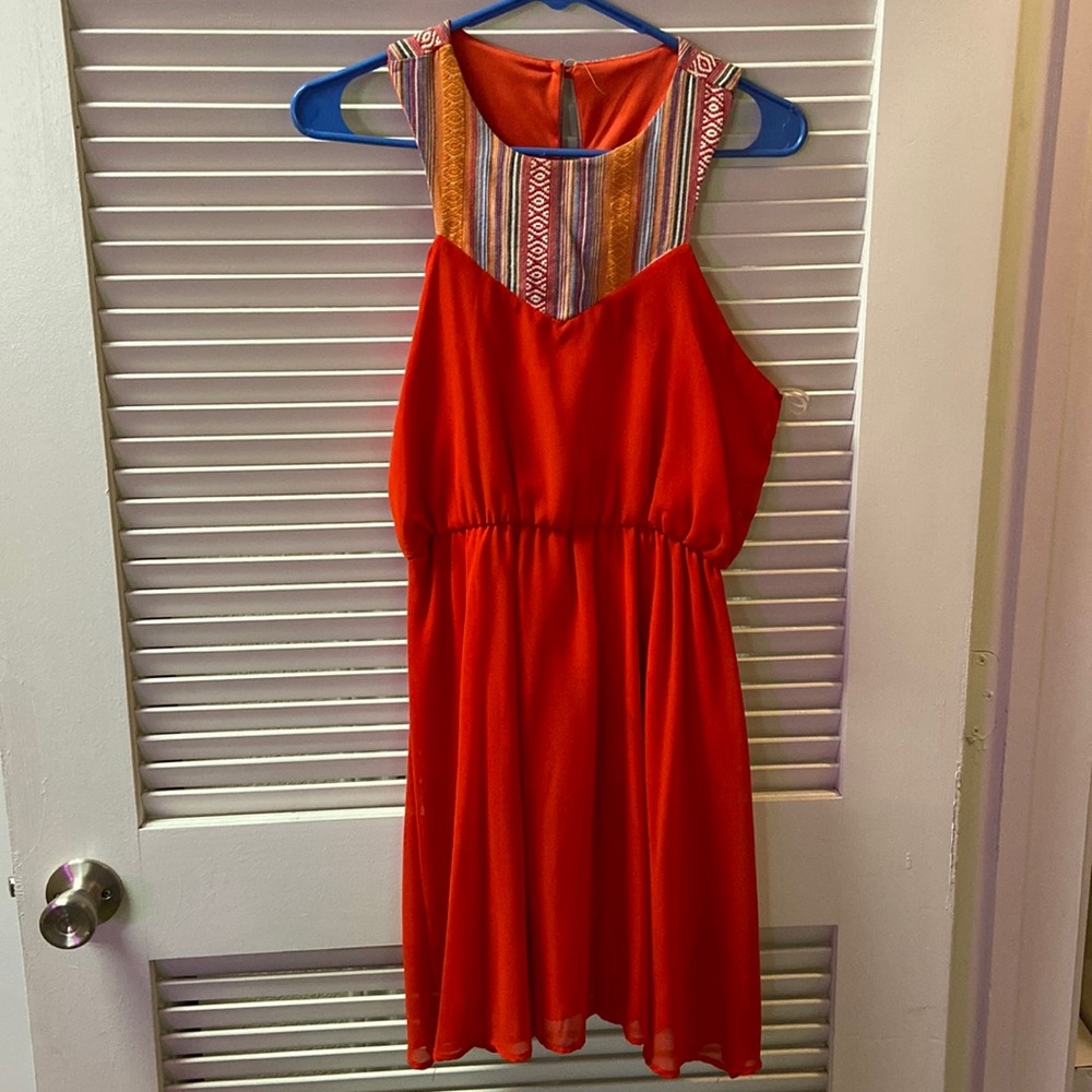 Orange/red Gianni Bini summer dress. Medium.